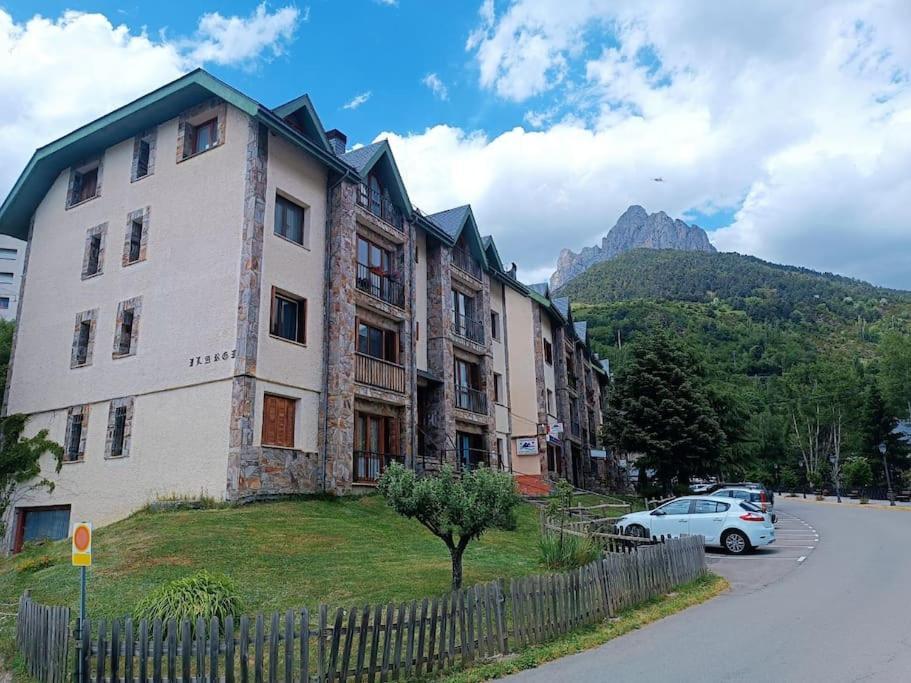Balaitus Petfriendly - Arafita Apartamentos Sallent de Gállego Exteriér fotografie